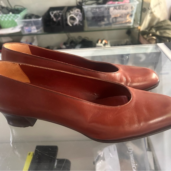 Prada Women's Cognac Kitten Heels - Picture 4 of 5